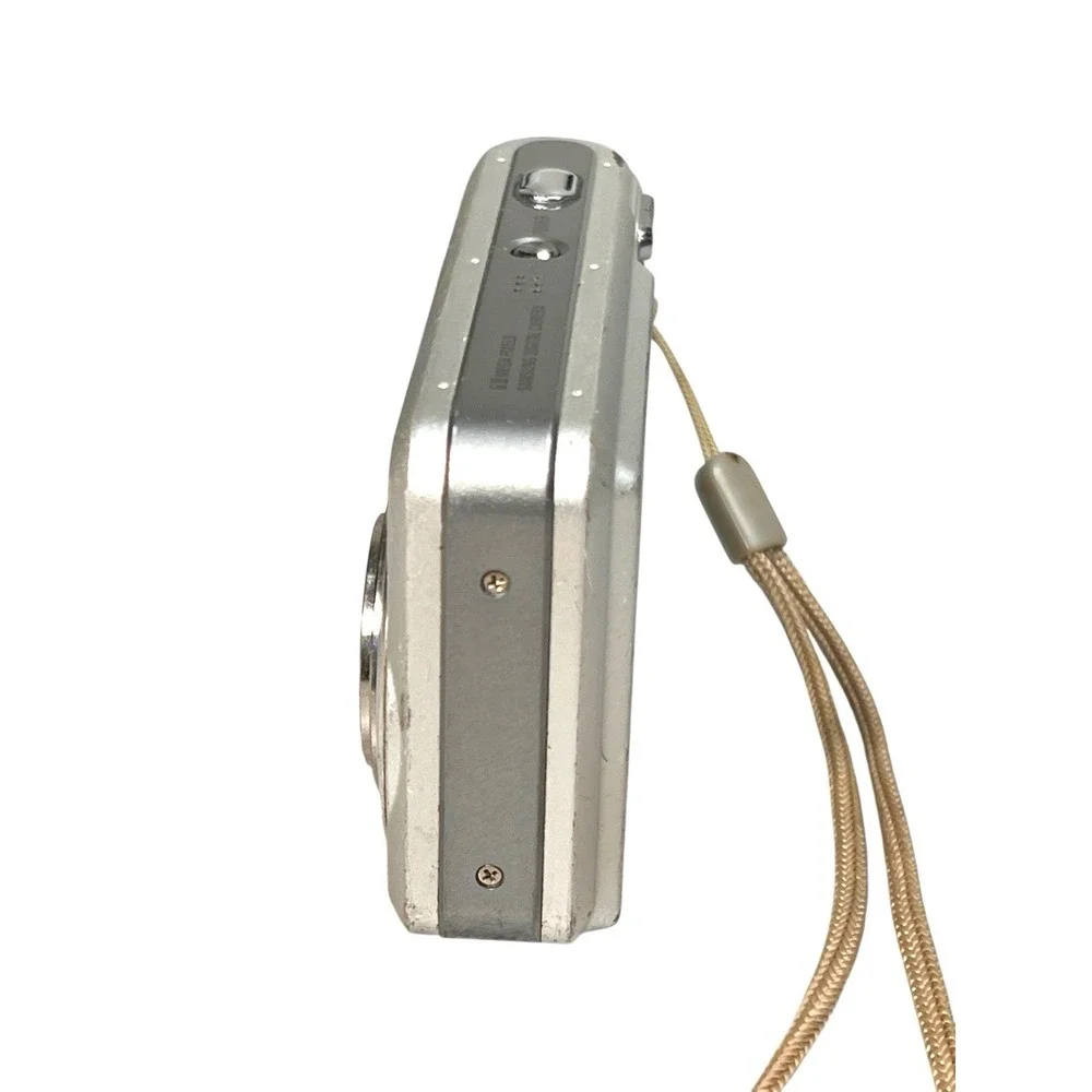 Samsung Digimax L60 6MP Digital Camera 3x Zoom Battery‎ Included Parts Only